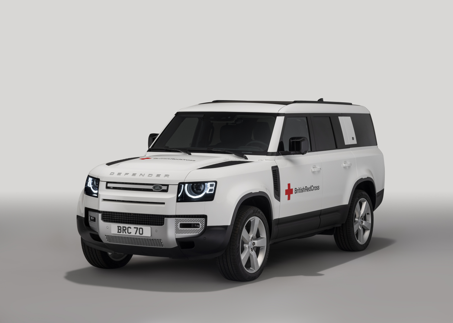 INTRODUCING THE NEW LAND ROVER DEFENDER 130 JLR Corporate site